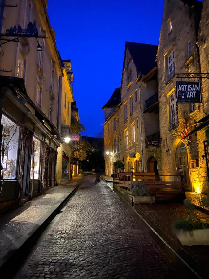 Gite Le Velo Rouge - Airco & Parking Sarlat-la-Caneda Luaran gambar